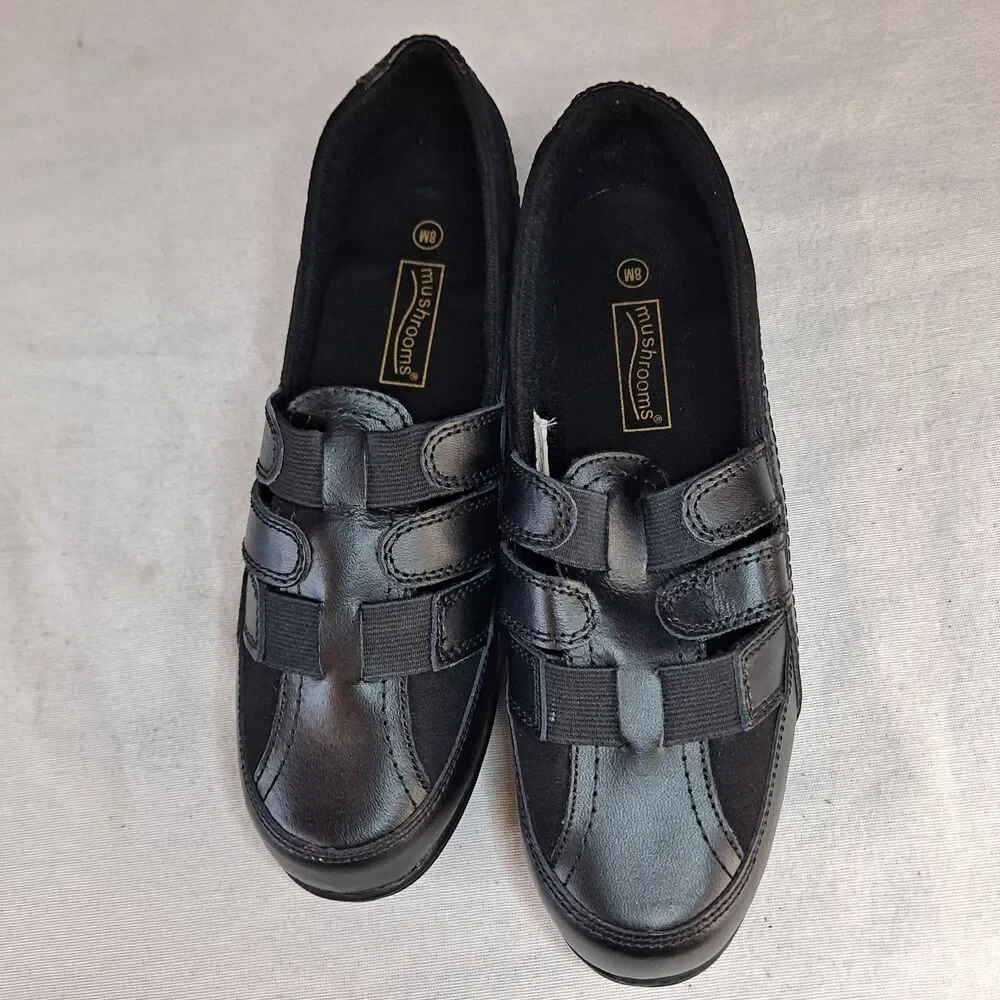 Mushrooms Black Leather & Suede Wedge Flats Size 8 M Elastic Straps for Stretch